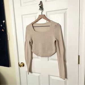 ✧･ﾟwoven textured crop top